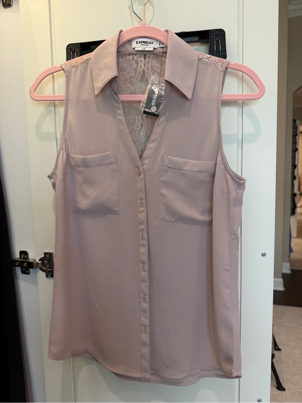 NWT Express Sleeveless Lace-Back Button Front Camisole - Blush